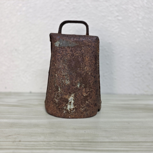 Early 1800s Goat Bell, ( Cow Bell ) Sheep Bell, Antique  Vintage, Antique Bell, Cow, Goat